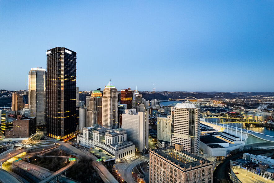 1001 Liberty Ave, Pittsburgh, PA for rent - Aerial - Image 2 of 12