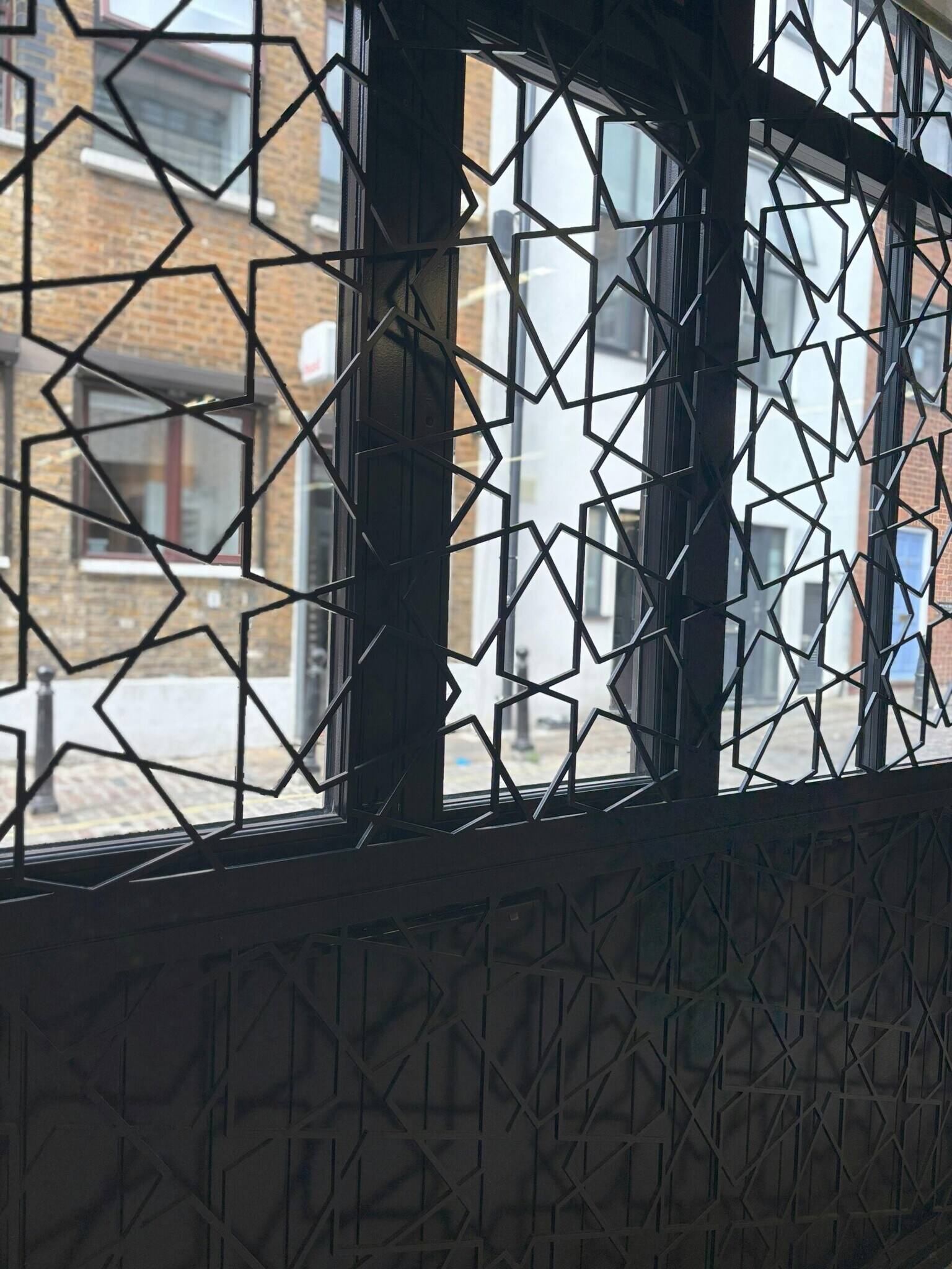 Pratt Mews, London to rent Interior Photo- Image 1 of 3