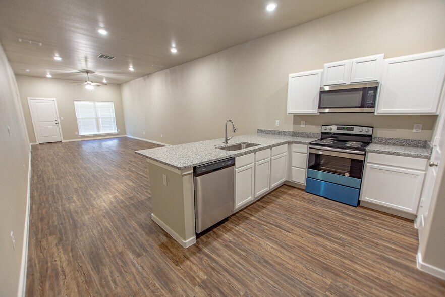 Willow Bend Duplexes Lubbock, TX for Sale UK