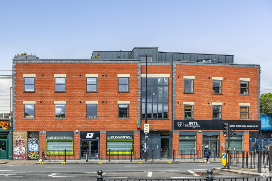 395 Cambridge Heath Rd, London for sale - Primary Photo - Image 1 of 1