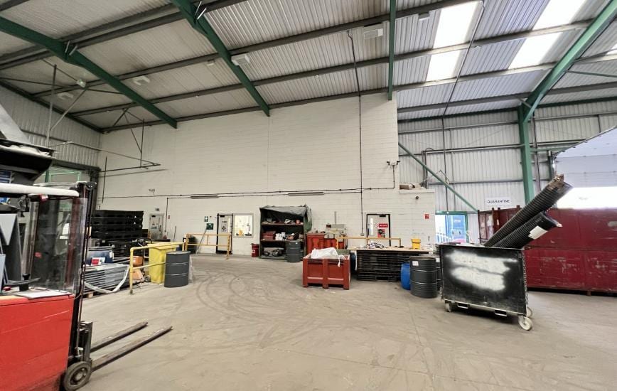 51 Maurice Gaymer Rd, Attleborough to rent - Interior Photo - Image 2 of 4