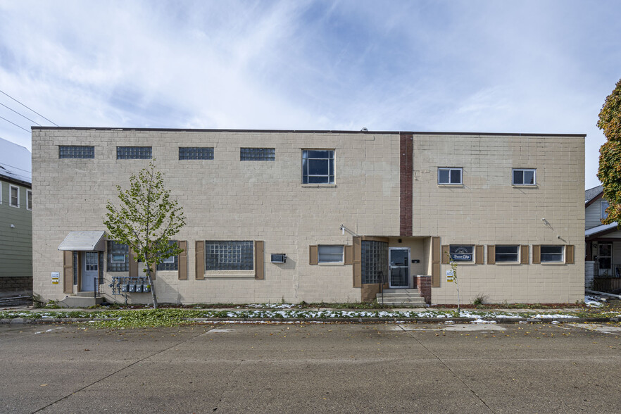 1959 S 54th St, West Allis, WI for sale - Building Photo - Image 1 of 1