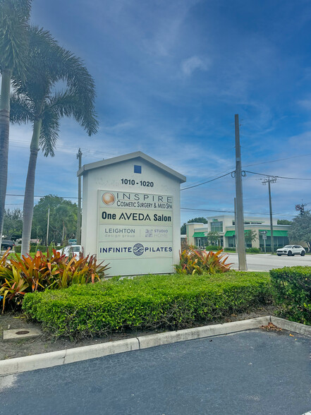 1010-1020 S Federal Hwy, Delray Beach, FL for rent - Building Photo - Image 2 of 6