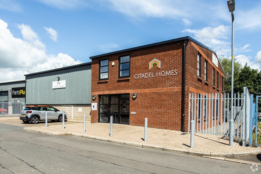10 Chapel Pl, Carlisle to rent - Primary Photo - Image 1 of 5