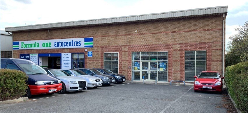 Bicester Rd, Aylesbury for sale - Primary Photo - Image 1 of 1