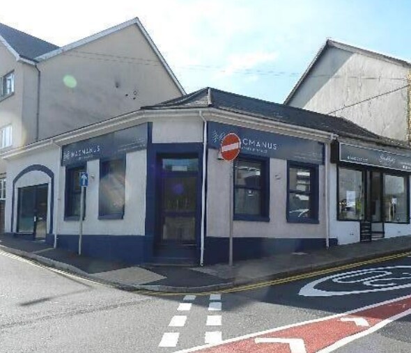 1a Ynysmeurig Rd, Abercynon for sale - Primary Photo - Image 1 of 1
