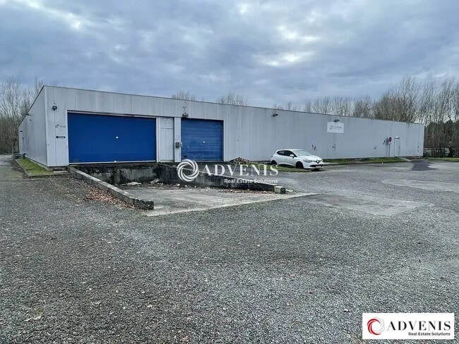 Location Local d'activités 1 200 m²