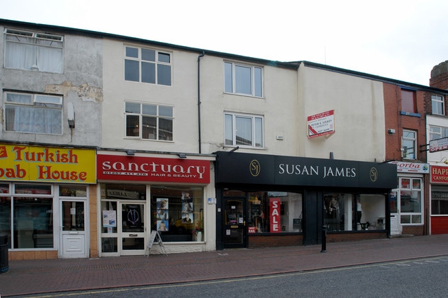 More details for 103-105 Market St, Chorley - Retail to Rent