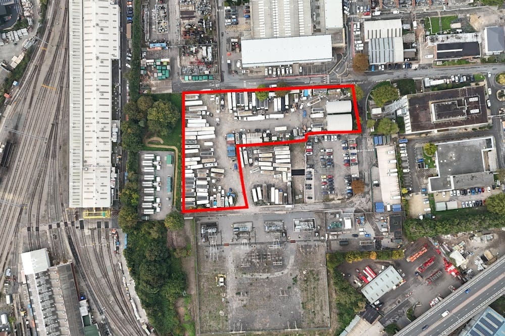 Feeder Rd, Bristol to rent Aerial- Image 1 of 4