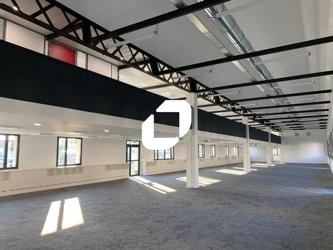 Office in Vénissieux for sale Interior Photo- Image 1 of 14