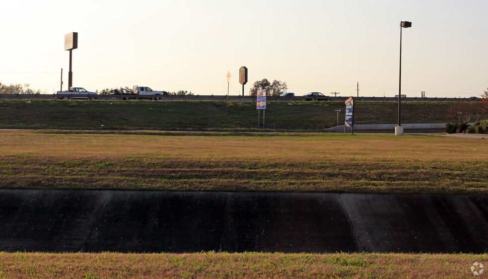 206 Gulf Fwy S, League City, TX for sale - Primary Photo - Image 1 of 1