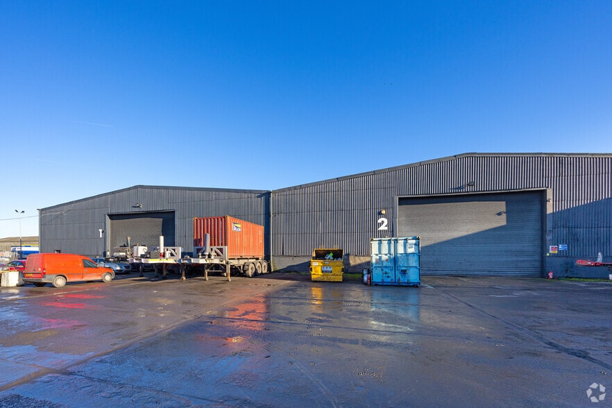 Killingholme Airfield, North Killingholme to rent - Building Photo - Image 2 of 6