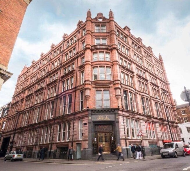 35 Dale St, Manchester to rent - Building Photo - Image 2 of 18