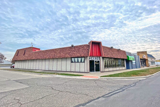 24850 Gratiot Ave, Eastpointe, MI for sale Building Photo- Image 1 of 2