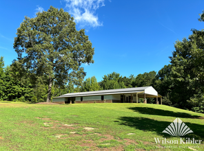 1120 Plantation Ln, Batesburg Leesville, SC for sale Primary Photo- Image 1 of 4