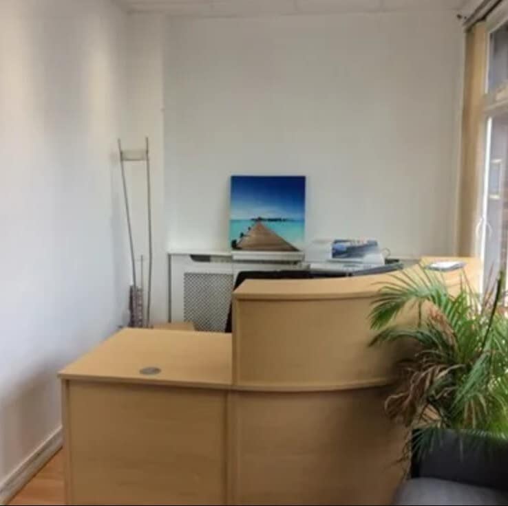 19 Deer Park Rd, London to rent Interior Photo- Image 1 of 1