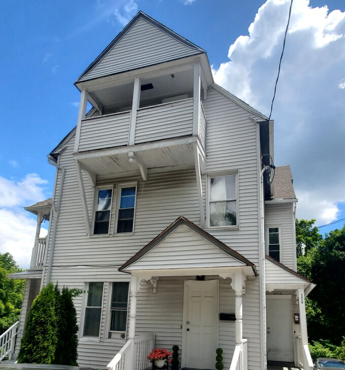 1215 Bank St, Waterbury, CT for sale Primary Photo- Image 1 of 1