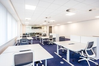 3 Finch Way, Bellshill to rent Interior Photo- Image 1 of 5