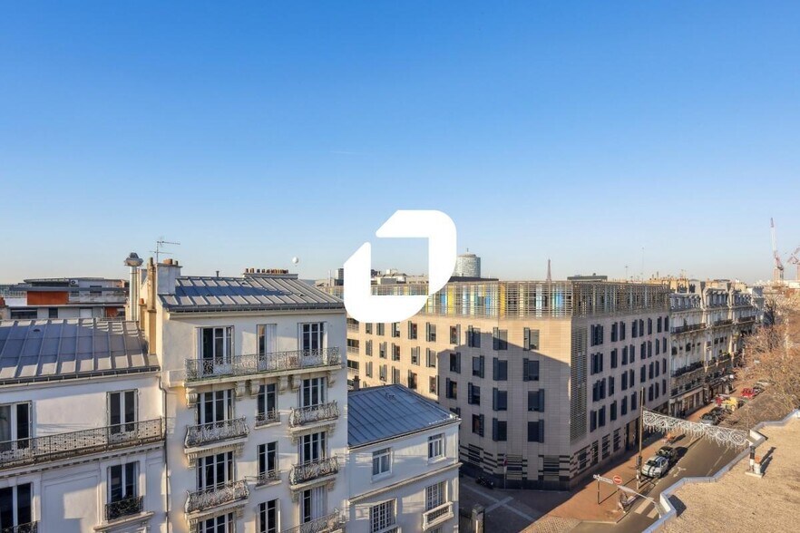 Office in Issy-les-Moulineaux to rent - Building Photo - Image 3 of 8