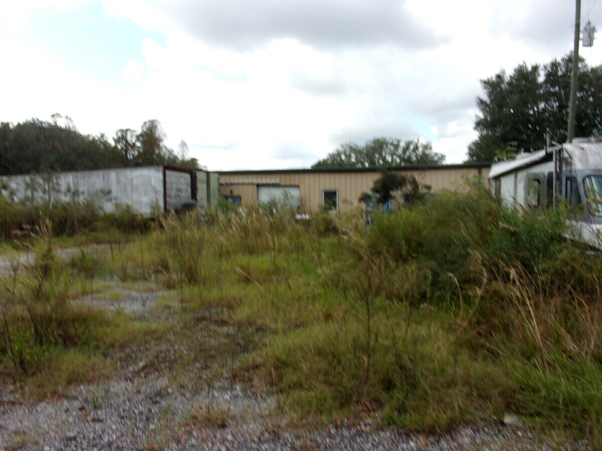 38841 Pattie Rd, Zephyrhills 33540 UK