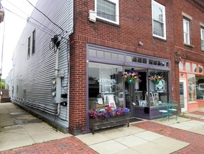 215 High St, Fairport Harbor, OH for sale Building Photo- Image 1 of 1