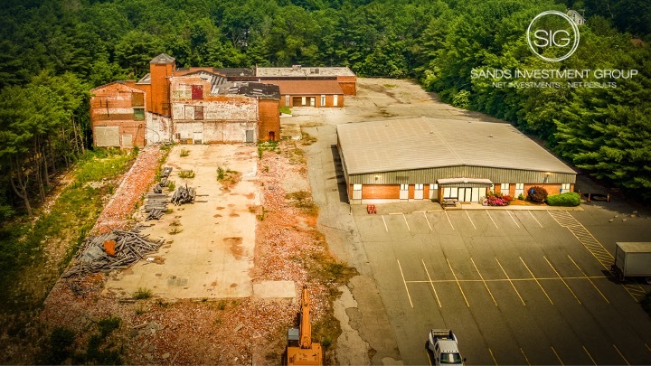 43-175 Connecticut Mills Ave, Danielson, CT for sale - Building Photo - Image 1 of 1