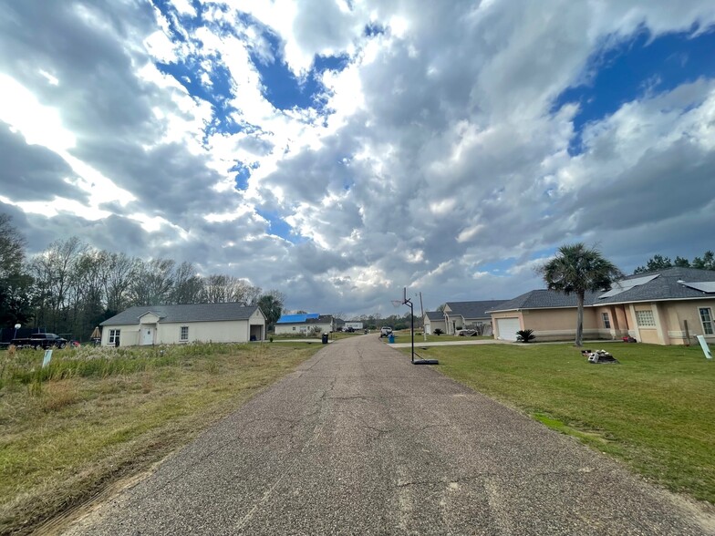 Charles Davis, Amite, LA for sale - Building Photo - Image 3 of 17