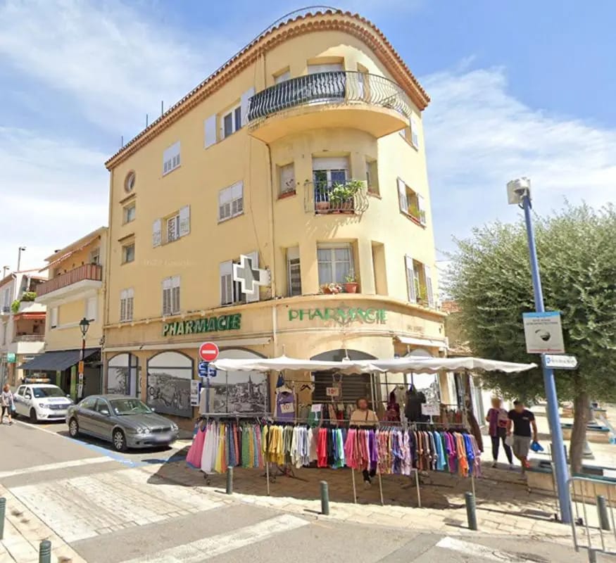 Location Commerce 42 m² - Photo 1