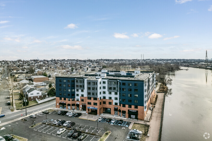 601 Riverside Ave, Lyndhurst, NJ for rent - Aerial - Image 3 of 23