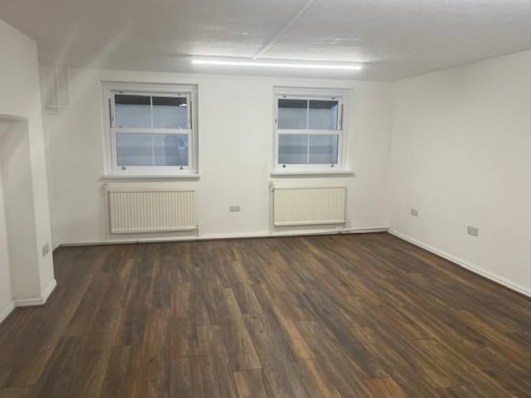 193 Wolverhampton St, Dudley to rent Interior Photo- Image 1 of 1