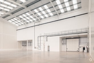 Eastman Edge & Harrow View, Harrow to rent Interior Photo- Image 2 of 9