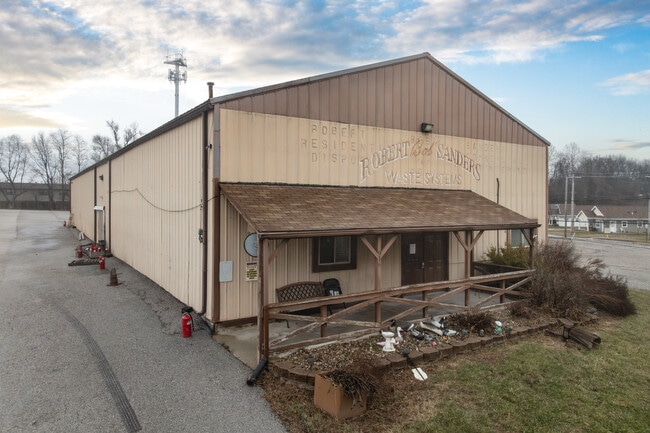 More details for 916 Tonsor Rd, Alton, IL - Industrial for Auction
