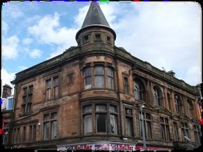 32-32D High St, Paisley to rent Building Photo- Image 1 of 6