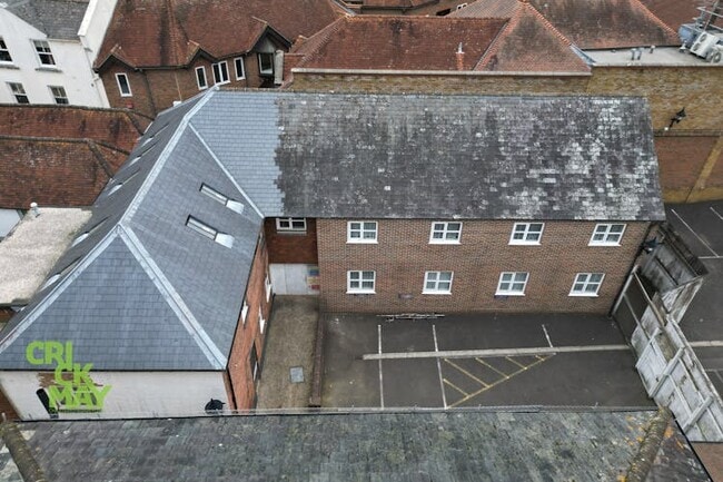 More details for 35 Carfax, Horsham - Office to Rent