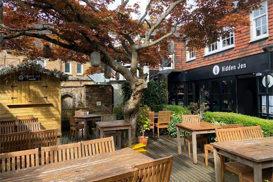 Bank St, Sevenoaks for sale - Primary Photo - Image 1 of 1