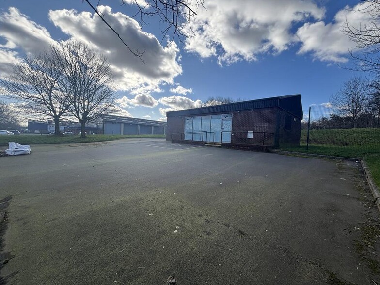 Rosevale Rd, Newcastle to rent - Building Photo - Image 3 of 20