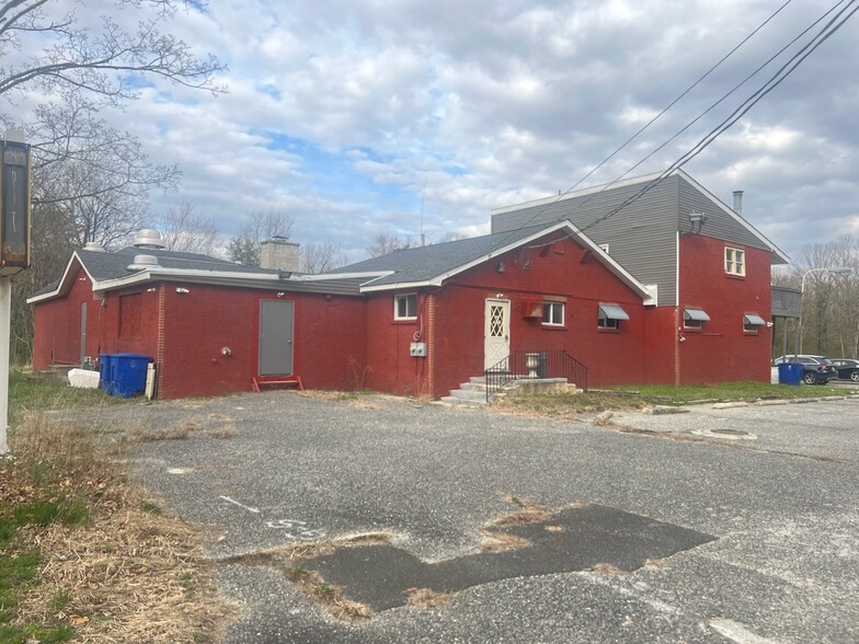 108 Martinelli Ave, Minotola, NJ for sale - Building Photo - Image 1 of 12