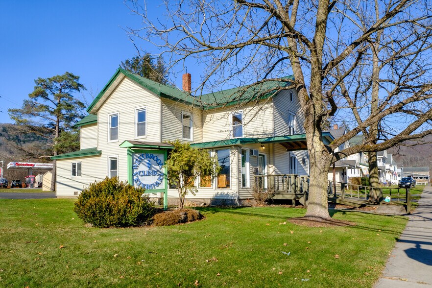 1 Howell St, Walton 13856 Westbrook Veterinary Clinic UK