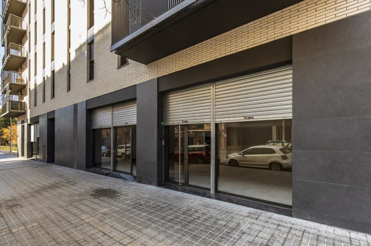 Passeig de la Muntanya, 127, Granollers, Barcelona to rent Building Photo- Image 1 of 28