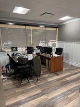 201 Moreland Rd, Hauppauge, NY to rent Interior Photo- Image 1 of 8