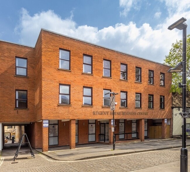 More details for 13-15 George St, Aylesbury - Office to Rent