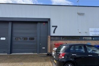 1-11 Little Rdg, Welwyn Garden City to rent Building Photo- Image 1 of 1