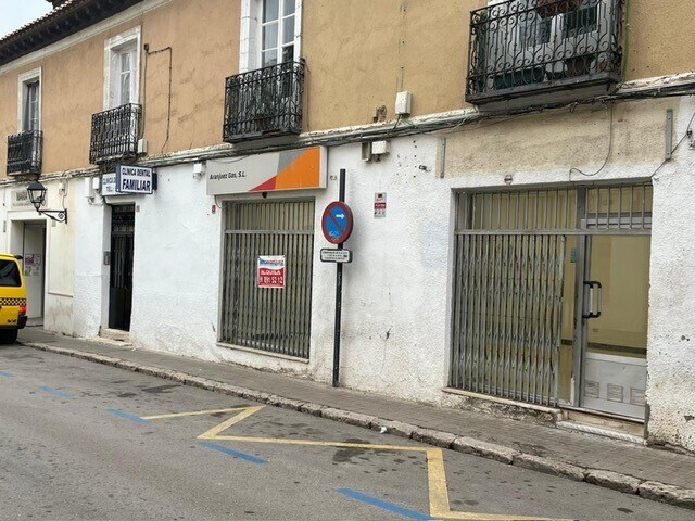 Retail in Aranjuez, Madrid to rent Interior Photo- Image 1 of 8