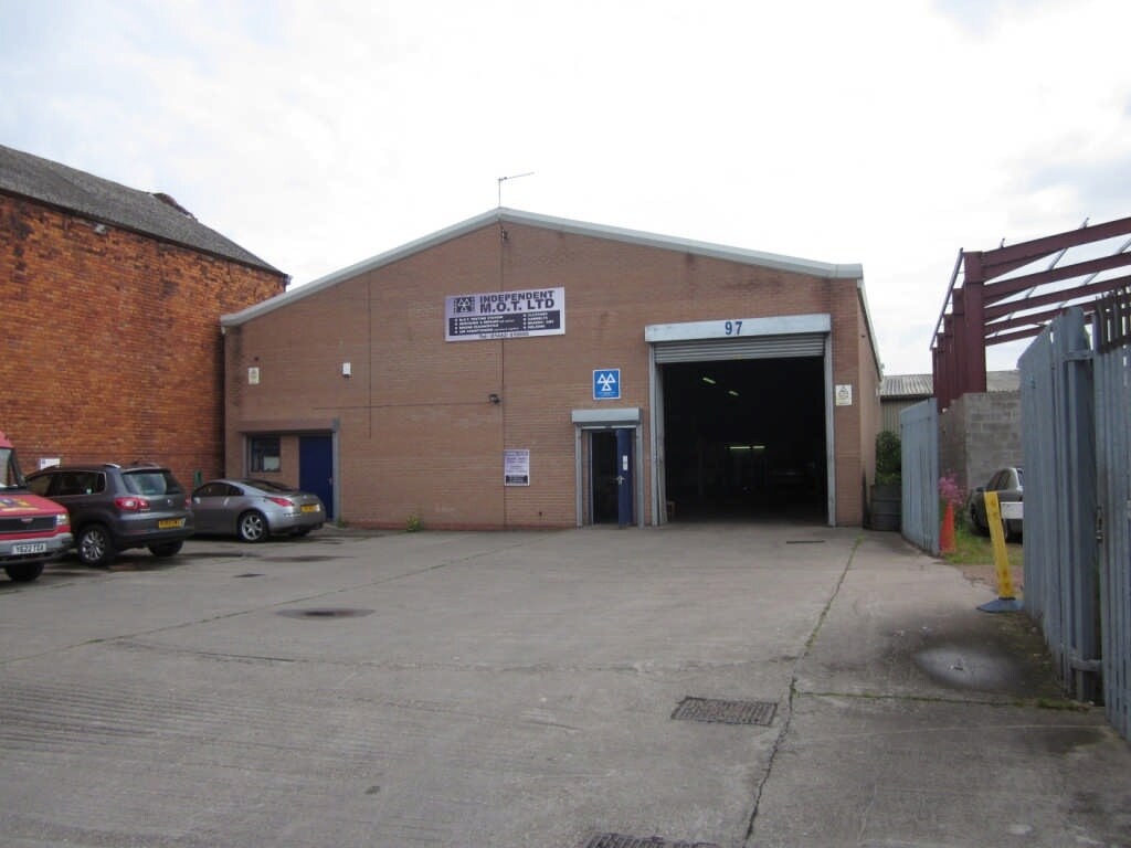 97 Gillett St, Hull for sale Primary Photo- Image 1 of 1