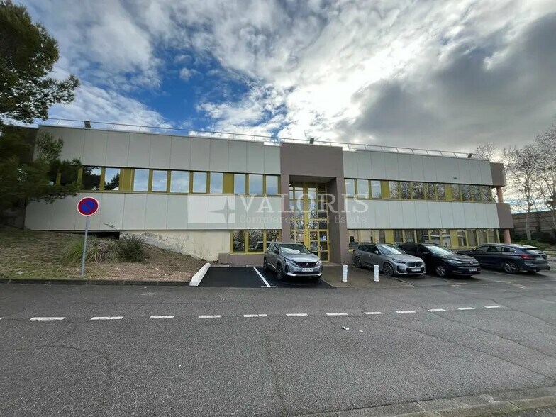 Office in Vitrolles to rent - Building Photo - Image 3 of 13