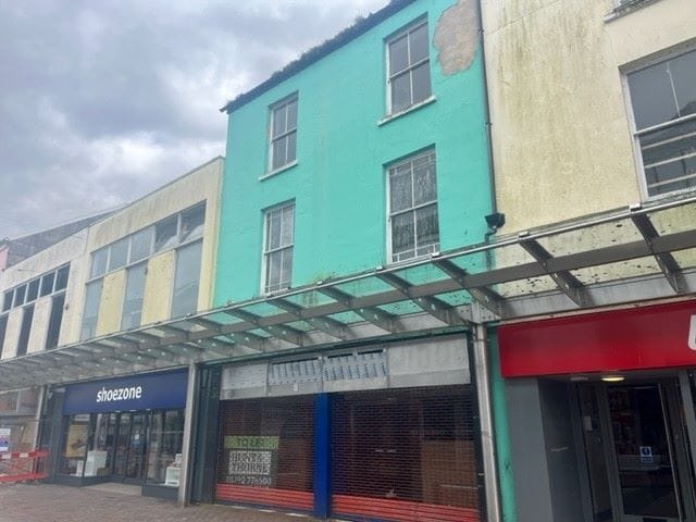 17 Stepney St, Llanelli for sale - Primary Photo - Image 1 of 1