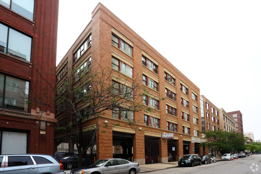 310 S Peoria St, Chicago, IL for rent - Primary Photo - Image 1 of 9