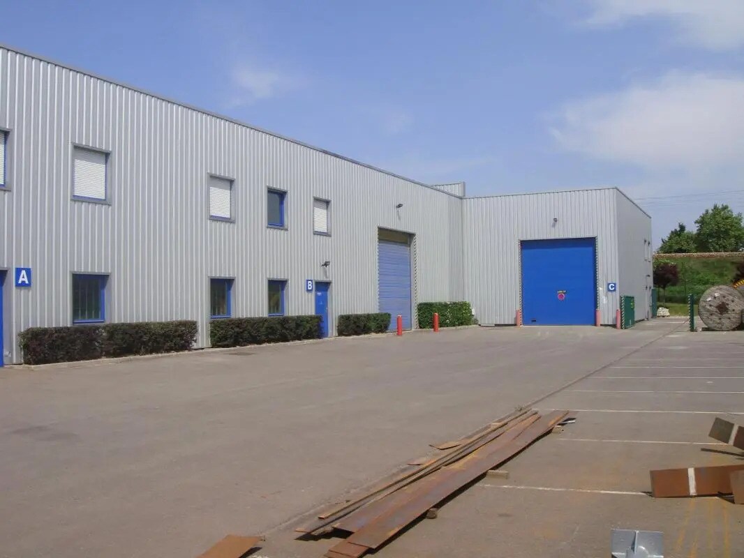 Light Industrial in Argenteuil to rent Building Photo- Image 1 of 8