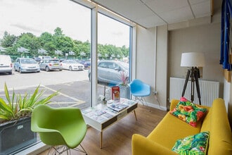 Kingsfield Clos, Northampton to rent Interior Photo- Image 1 of 4