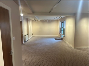 Barrow Street, Much Wenlock to rent Interior Photo- Image 1 of 4